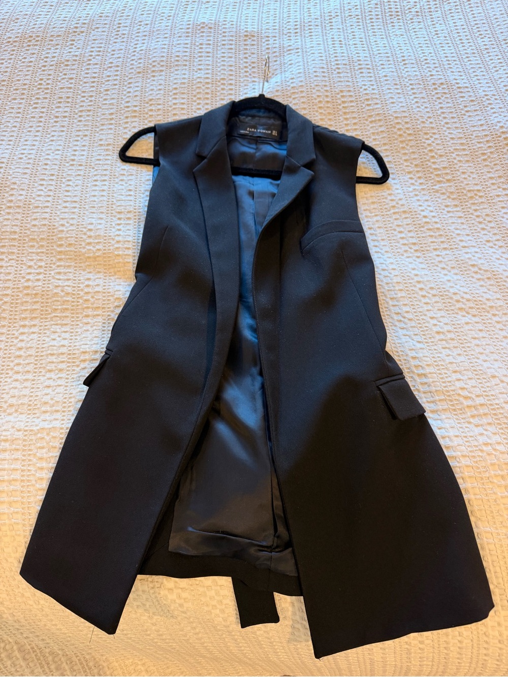 Zara Black Sleeveless Tailored Vest Blazer